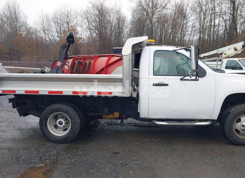 Photo 17 of 2011 Gmc Sierra 3500HD CHASSIS WORK TRUCK (VIN 1GD322CG3BF149025)