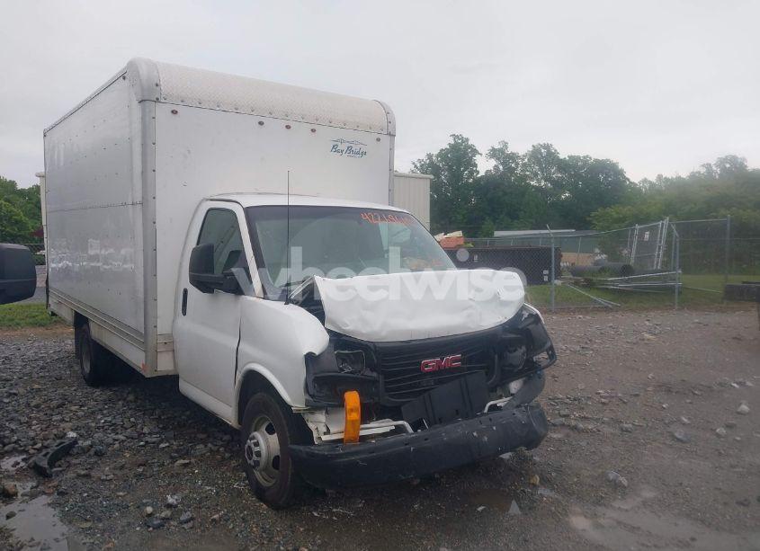 2017 Gmc Savana CUTAWAY WORK VAN (VIN 1GD37SCG9H1108017) main photo