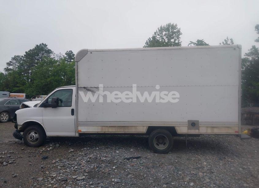 Photo 14 of 2017 Gmc Savana CUTAWAY WORK VAN (VIN 1GD37SCG9H1108017)