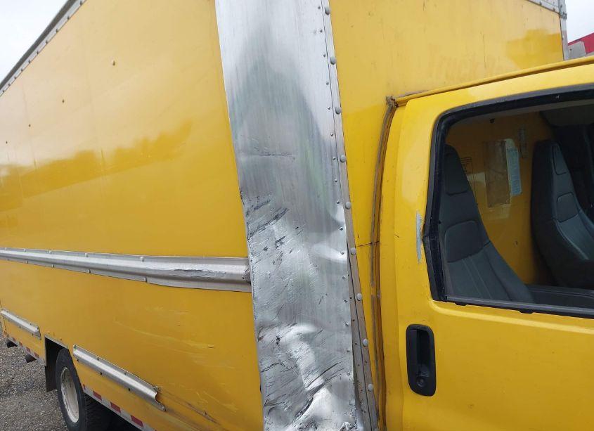 Photo 12 of 2017 Gmc Savana CUTAWAY WORK VAN (VIN 1GD37TCG4H1910089)