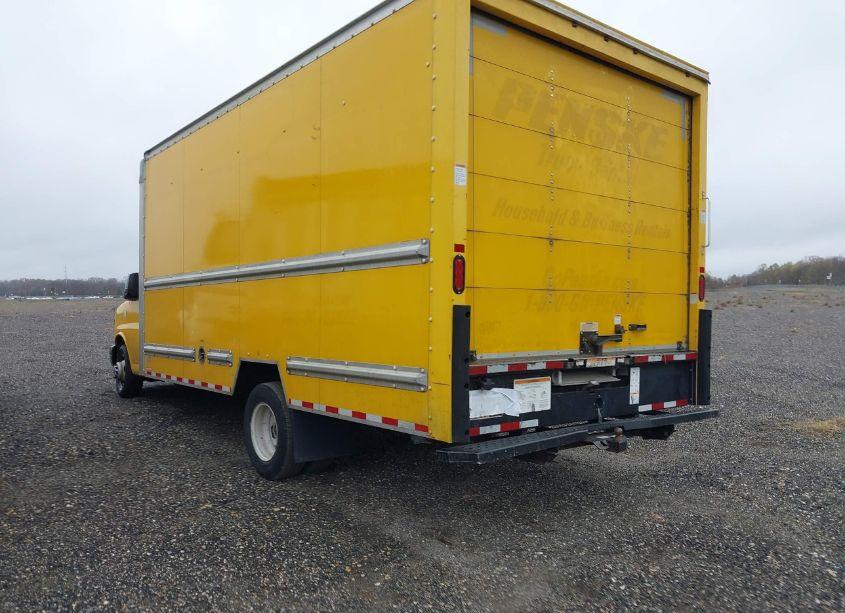 Photo 3 of 2017 Gmc Savana CUTAWAY WORK VAN (VIN 1GD37TCG4H1910089)