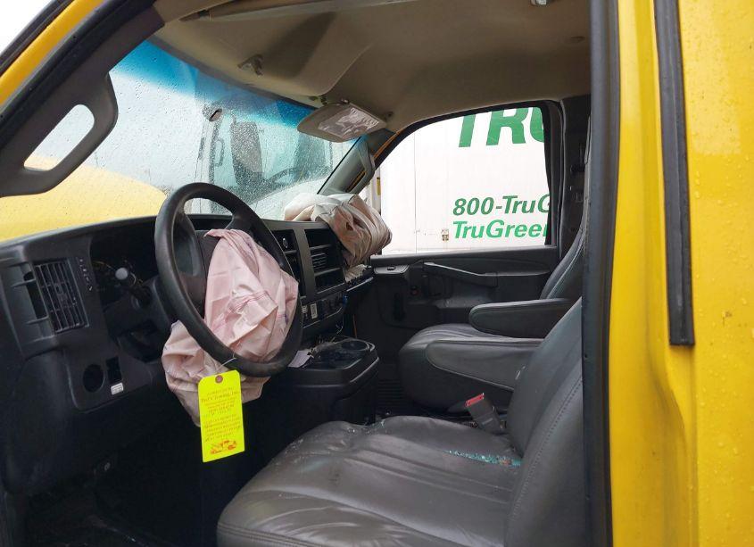 Photo 7 of 2017 Gmc Savana CUTAWAY WORK VAN (VIN 1GD37TCG4H1910089)