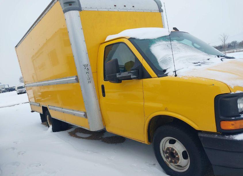 Photo 13 of 2017 Gmc Savana CUTAWAY WORK VAN (VIN 1GD37TCG6H1178712)