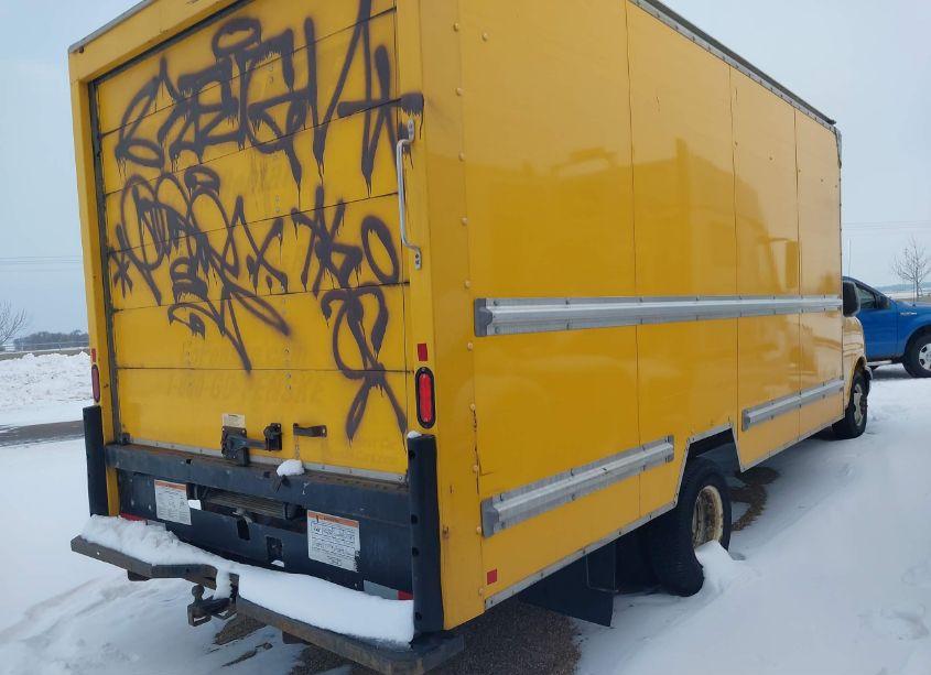 Photo 4 of 2017 Gmc Savana CUTAWAY WORK VAN (VIN 1GD37TCG6H1178712)