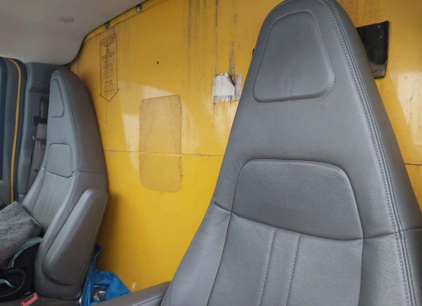 Photo 6 of 2017 Gmc Savana CUTAWAY WORK VAN (VIN 1GD37TCG6H1178712)