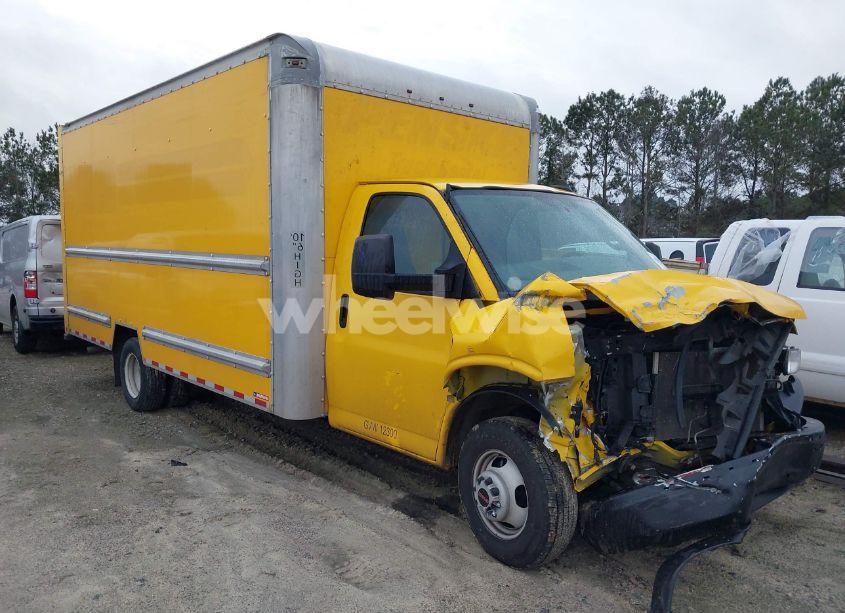 2017 Gmc Savana CUTAWAY WORK VAN (VIN 1GD37TCGXH1178163) main photo