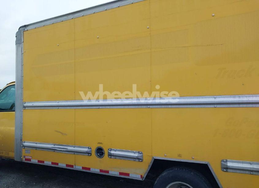 Photo 18 of 2017 Gmc Savana CUTAWAY WORK VAN (VIN 1GD37TCGXH1178163)