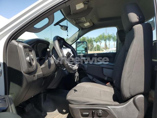 Photo 13 of 2020 GMC SIERRA C3500 (VIN 1GD38PEYXLF314300)