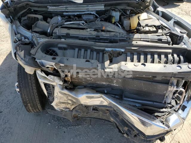 Photo 2 of 2020 GMC SIERRA C3500 (VIN 1GD38PEYXLF314300)