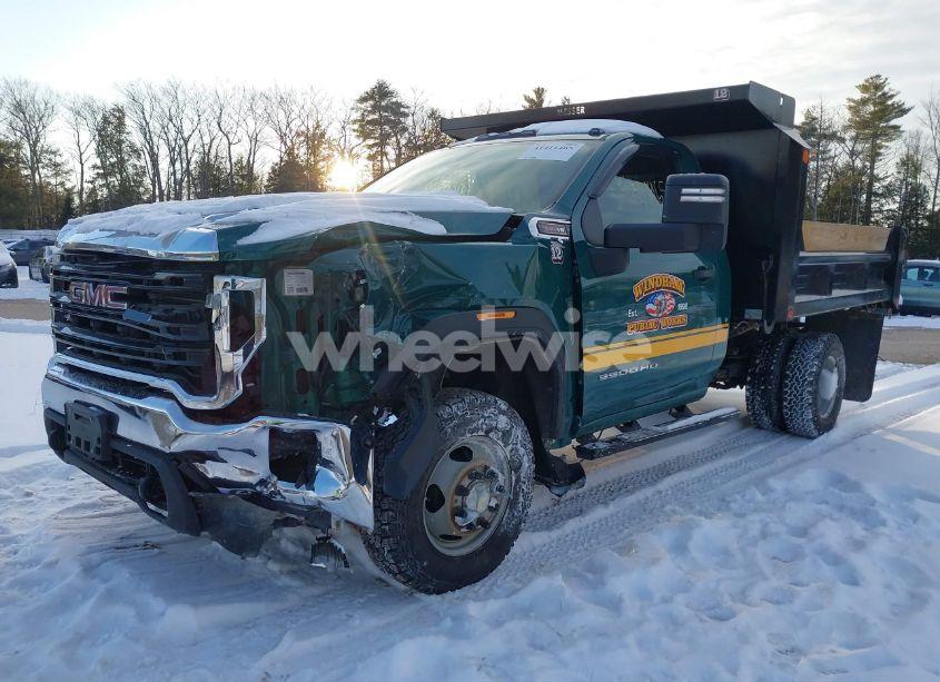 Photo 2 of 2021 Gmc Sierra 3500HD CHASSIS (VIN 1GD39SE72MF171738)