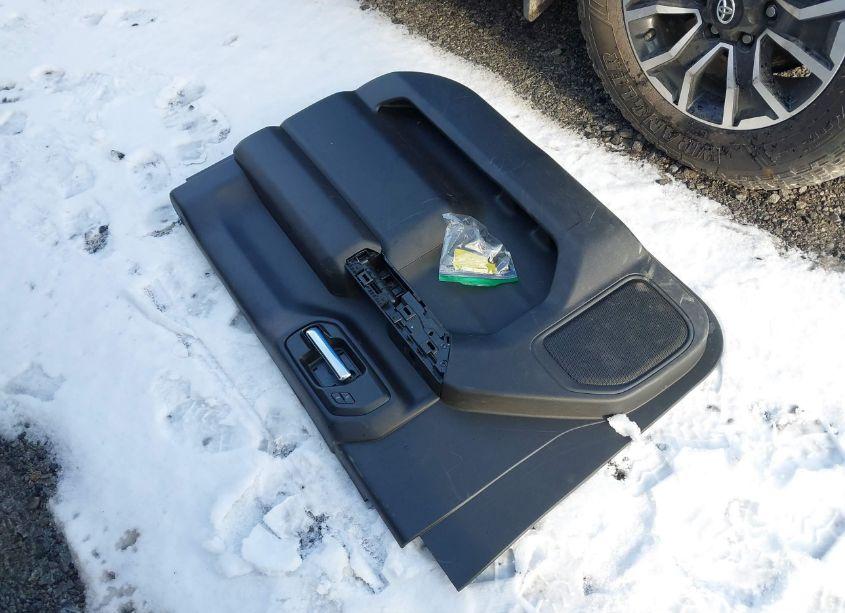 Photo 12 of 2023 Gmc Sierra 3500HD CHASSIS PRO (VIN 1GD39SEY1PF175034)