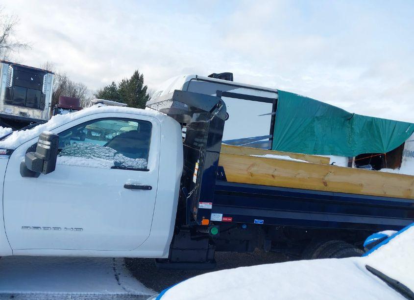 Photo 15 of 2023 Gmc Sierra 3500HD CHASSIS PRO (VIN 1GD39SEY1PF175034)