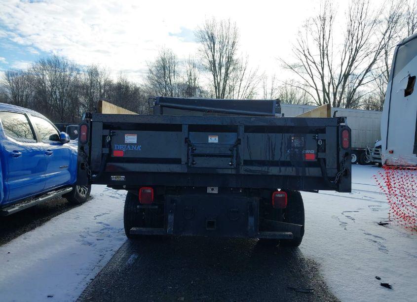 Photo 16 of 2023 Gmc Sierra 3500HD CHASSIS PRO (VIN 1GD39SEY1PF175034)