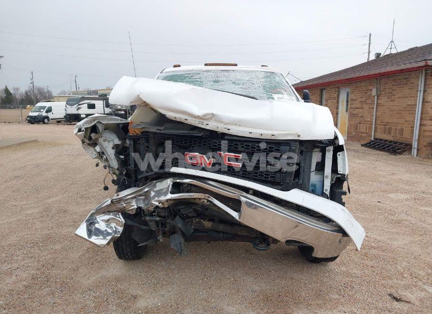 Photo 13 of 2011 Gmc Sierra 3500HD CHASSIS WORK TRUCK (VIN 1GD412CL9BF198430)