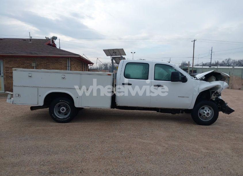 Photo 14 of 2011 Gmc Sierra 3500HD CHASSIS WORK TRUCK (VIN 1GD412CL9BF198430)