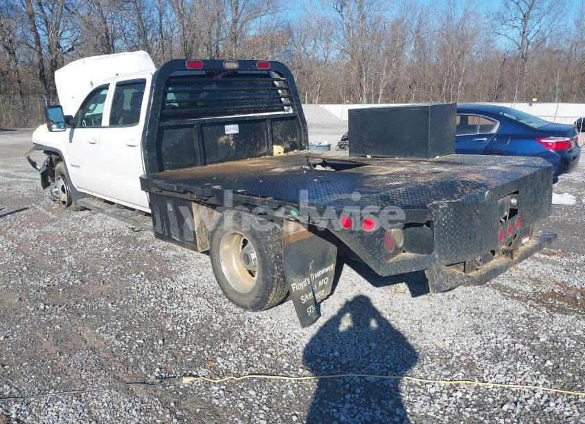 Photo 3 of 2015 Gmc Sierra 3500HD CHASSIS SLE (VIN 1GD422C82FF641905)