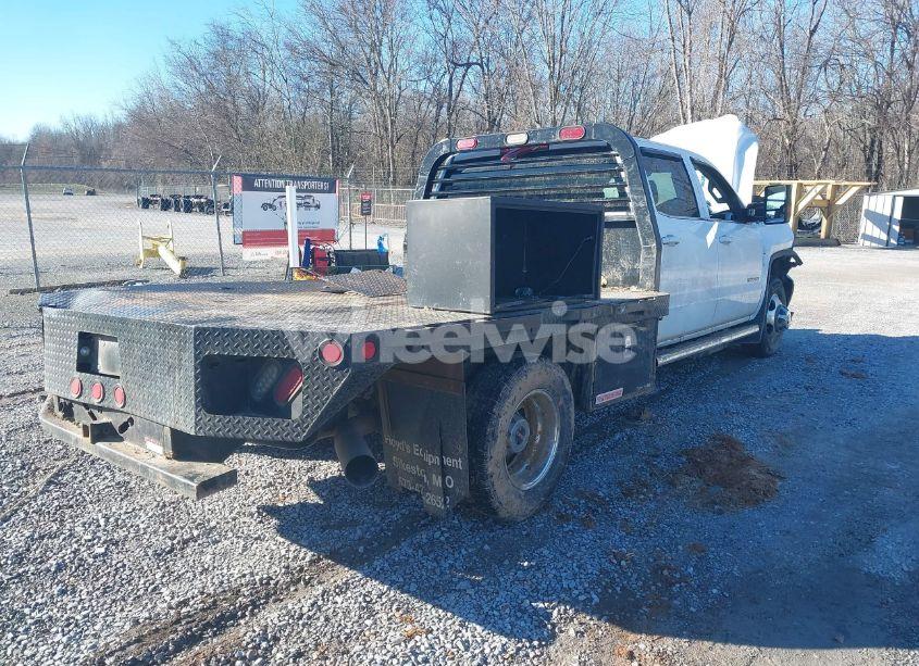 Photo 4 of 2015 Gmc Sierra 3500HD CHASSIS SLE (VIN 1GD422C82FF641905)