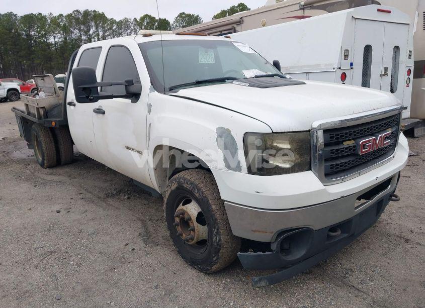 2011 Gmc Sierra 3500HD CHASSIS WORK TRUCK (VIN 1GD422CL4BF250639) main photo