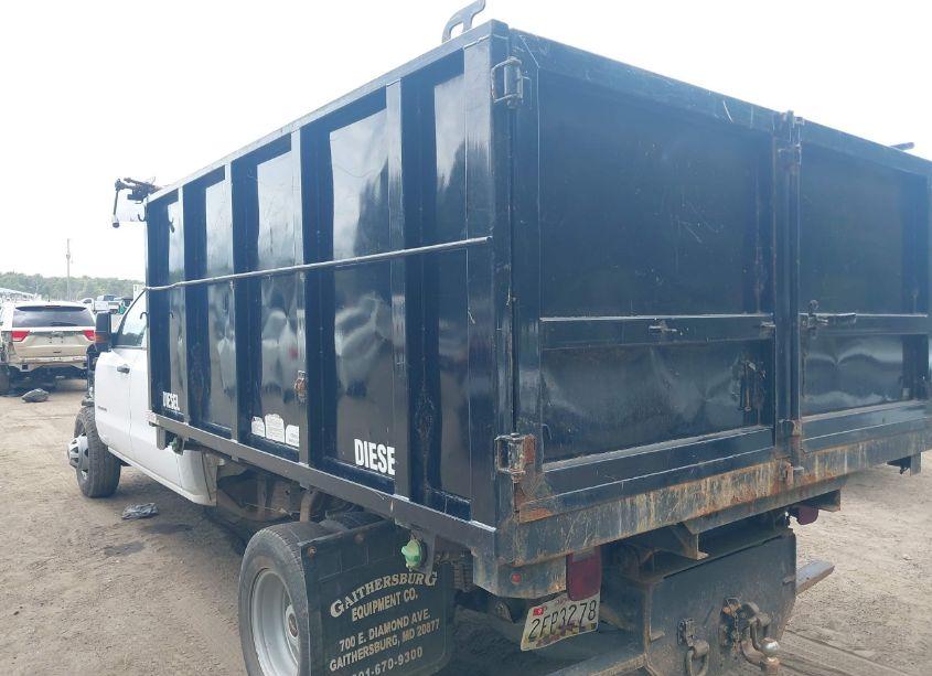 Photo 3 of 2019 Gmc Sierra 3500HD CHASSIS (VIN 1GD42TCY7KF145014)