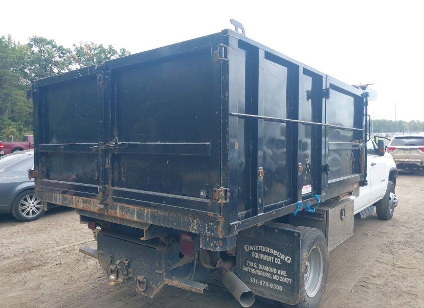 Photo 4 of 2019 Gmc Sierra 3500HD CHASSIS (VIN 1GD42TCY7KF145014)