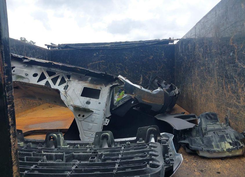 Photo 8 of 2019 Gmc Sierra 3500HD CHASSIS (VIN 1GD42TCY7KF145014)