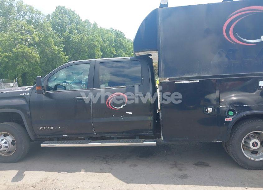 Photo 14 of 2017 Gmc Sierra 3500HD CHASSIS (VIN 1GD42VCY7HF180348)