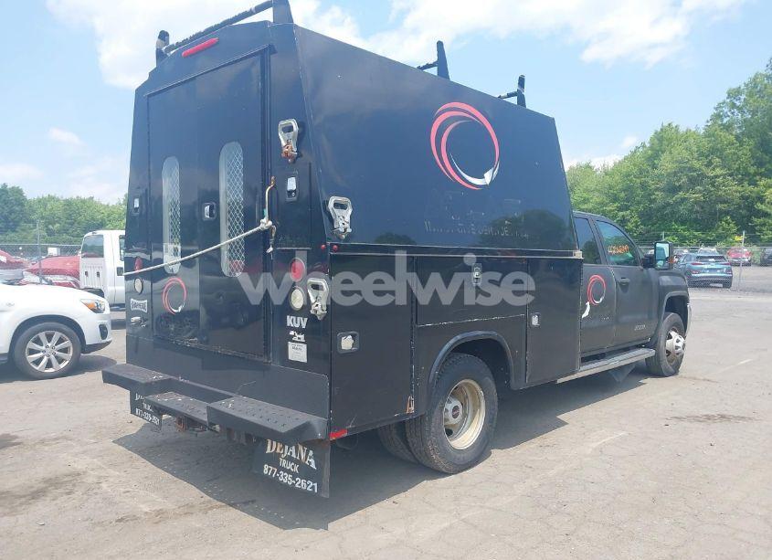 Photo 4 of 2017 Gmc Sierra 3500HD CHASSIS (VIN 1GD42VCY7HF180348)