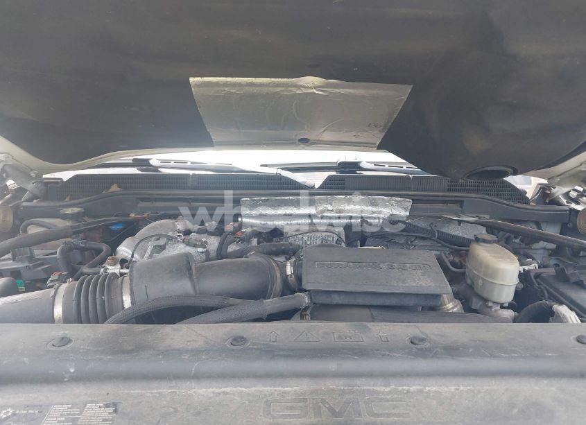 Photo 9 of 2017 Gmc Sierra 3500HD CHASSIS (VIN 1GD42VCY7HF180348)