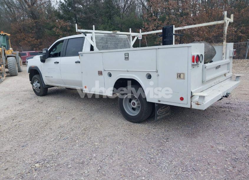 Photo 3 of 2023 Gmc Sierra 3500HD CHASSIS PRO (VIN 1GD49SE73PF109404)