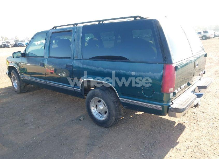 Photo 3 of 1996 Gmc Suburban C1500 (VIN 1GDEC16R5TJ742543)