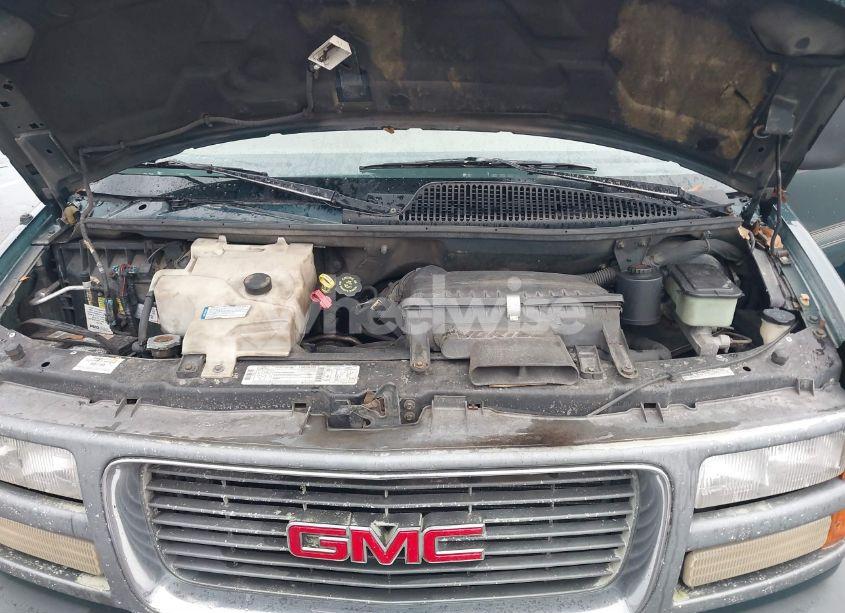 Photo 10 of 1997 Gmc Savana RV (VIN 1GDFG15R6V1004277)