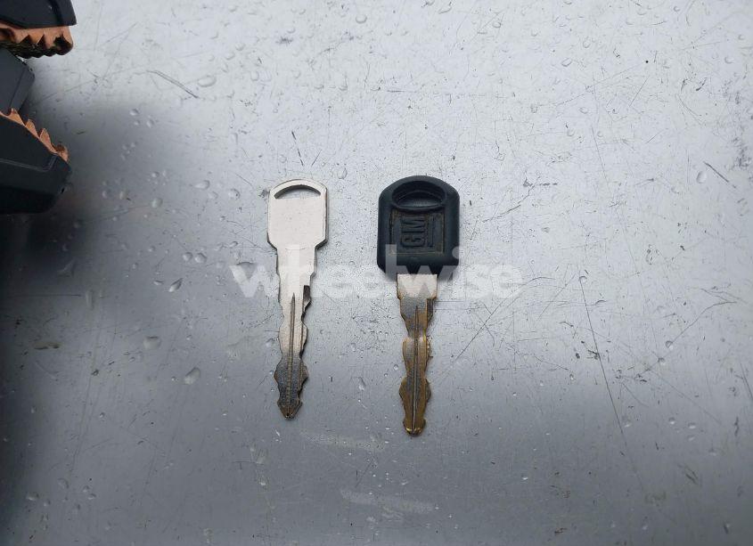 Photo 11 of 1997 Gmc Savana RV (VIN 1GDFG15R6V1004277)