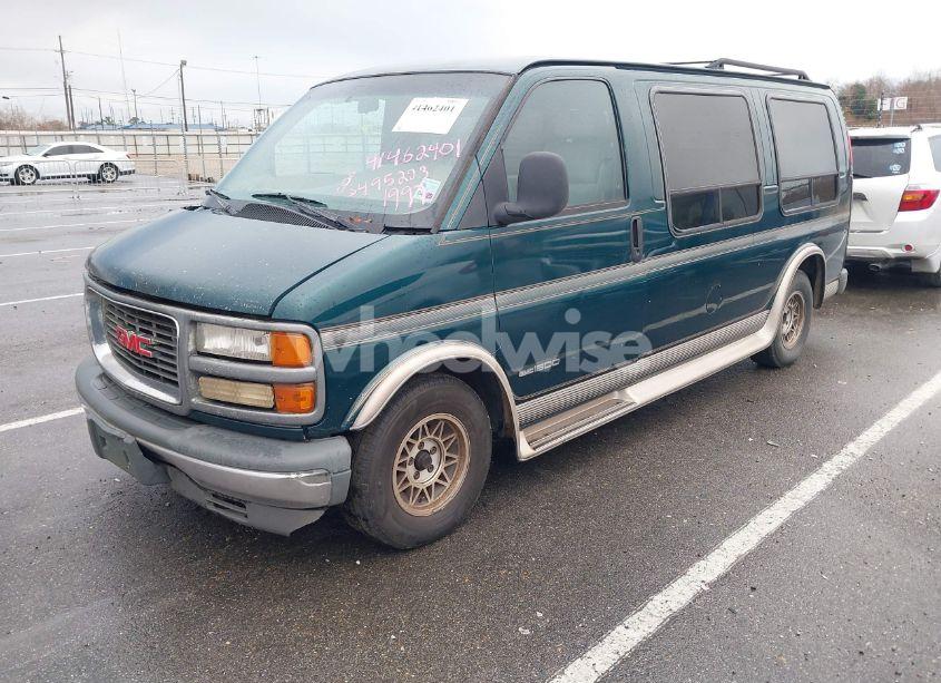 Photo 2 of 1997 Gmc Savana RV (VIN 1GDFG15R6V1004277)