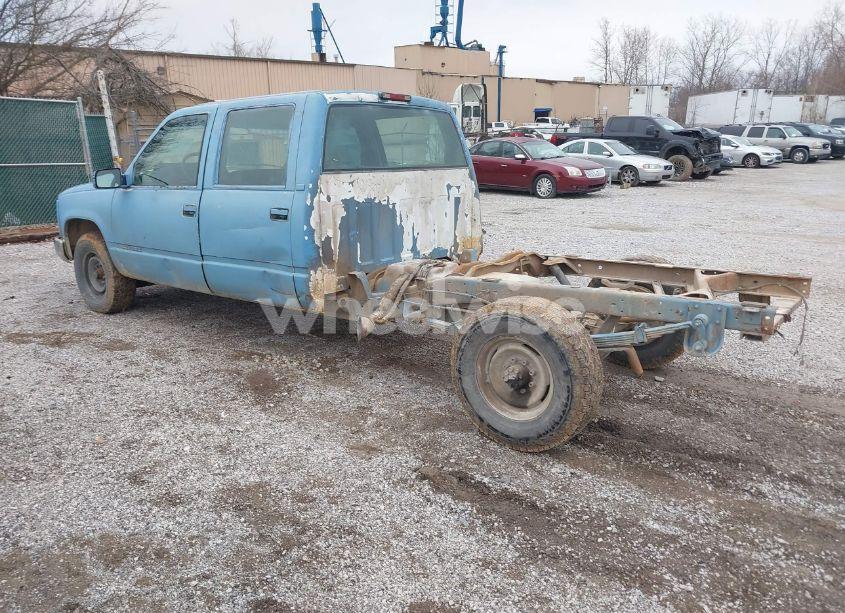 Photo 3 of 1994 Gmc Sierra C3500 (VIN 1GDGC33K5RJ743941)
