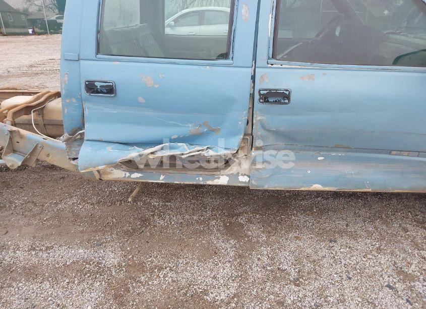 Photo 6 of 1994 Gmc Sierra C3500 (VIN 1GDGC33K5RJ743941)