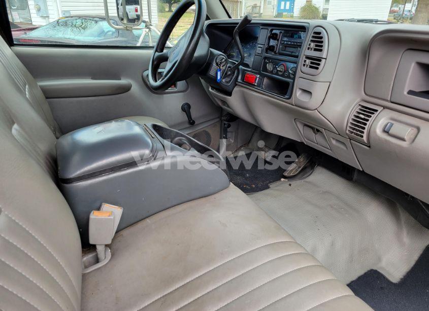 Photo 5 of 2000 Gmc Sierra 3500 CHASSIS CLASSIC SL (VIN 1GDGC34R5YF446598)