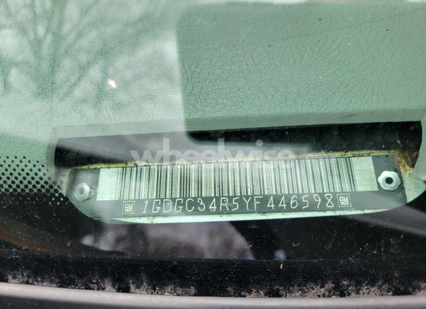 Photo 9 of 2000 Gmc Sierra 3500 CHASSIS CLASSIC SL (VIN 1GDGC34R5YF446598)