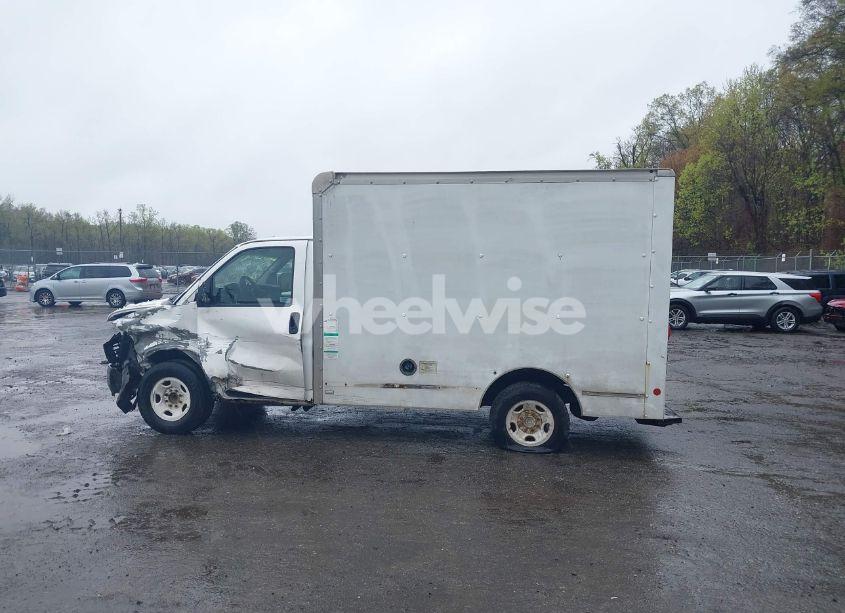 Photo 15 of 2006 Gmc Savana CUTAWAY WORK VAN (VIN 1GDGG31V561903345)