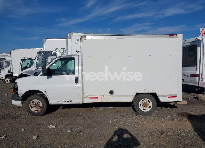 Photo 14 of 2003 Gmc Savana 3500 3500 (VIN 1GDGG31VX31904549)