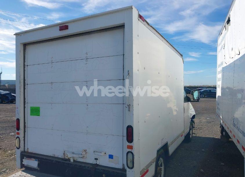 Photo 4 of 2003 Gmc Savana 3500 3500 (VIN 1GDGG31VX31904549)