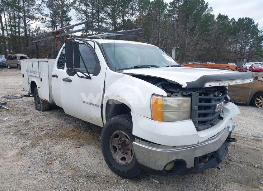 2007 Gmc Sierra 2500HD WORK TRUCK (VIN 1GDHC23K87F546132) main photo