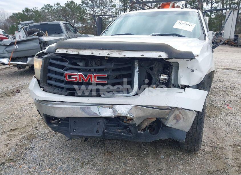 Photo 6 of 2007 Gmc Sierra 2500HD WORK TRUCK (VIN 1GDHC23K87F546132)