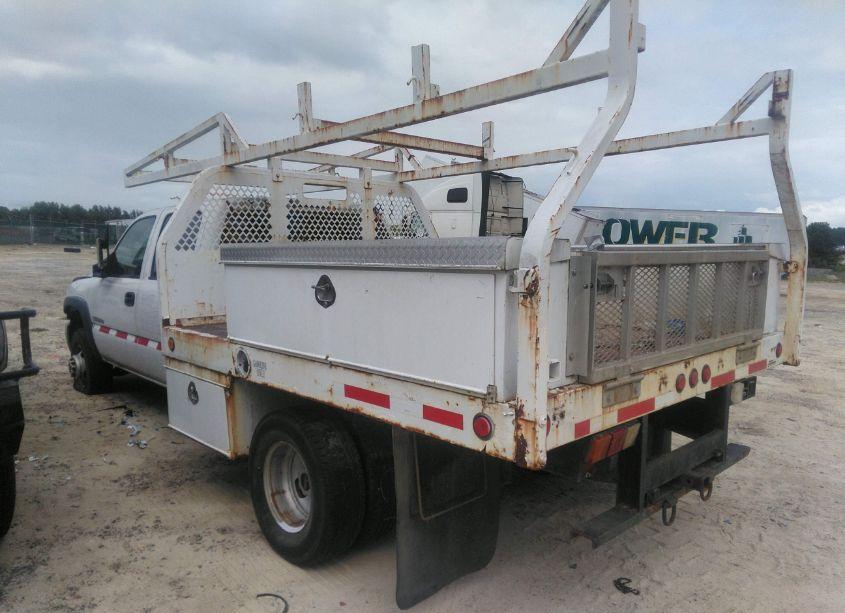 Photo 3 of 2006 Gmc Sierra 3500 SL/SLE/SLT (VIN 1GDJC33U56F231893)