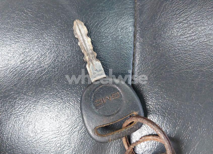 Photo 10 of 2001 Gmc Sierra 3500 CHASSIS SL (VIN 1GDJC39U91F118805)