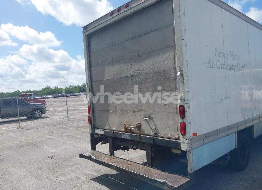 Photo 16 of 2003 Gmc Savana CUTAWAY STANDARD W/C7L/C7N (VIN 1GDJG31U531103413)