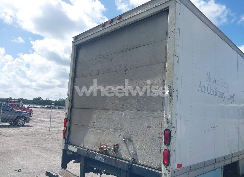 Photo 7 of 2003 Gmc Savana CUTAWAY STANDARD W/C7L/C7N (VIN 1GDJG31U531103413)