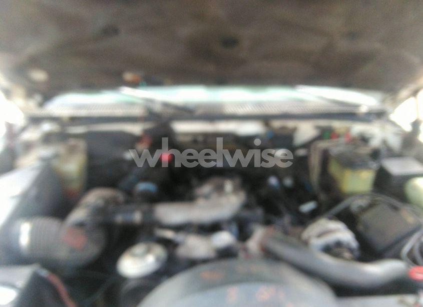 Photo 9 of 1995 Gmc Sierra C3500 HEAVY DUTY (VIN 1GDKC34F0SJ527772)