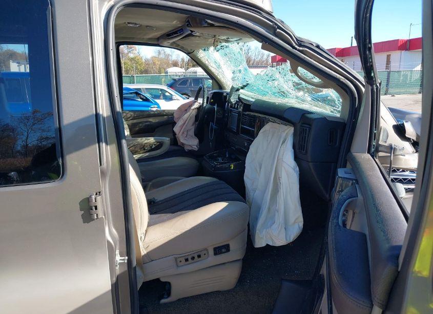 Photo 5 of 2014 Gmc Savana 1500 UPFITTER (VIN 1GDS7DC47E1157550)