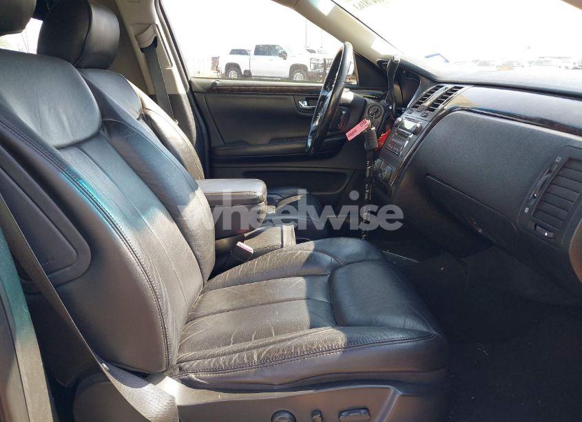 Photo 5 of 2011 Cadillac Dts STANDARD (VIN 1GE7K9C68BU600572)