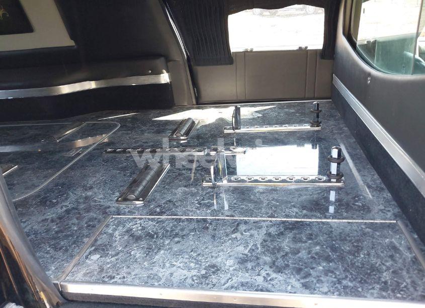 Photo 8 of 2011 Cadillac Dts STANDARD (VIN 1GE7K9C68BU600572)